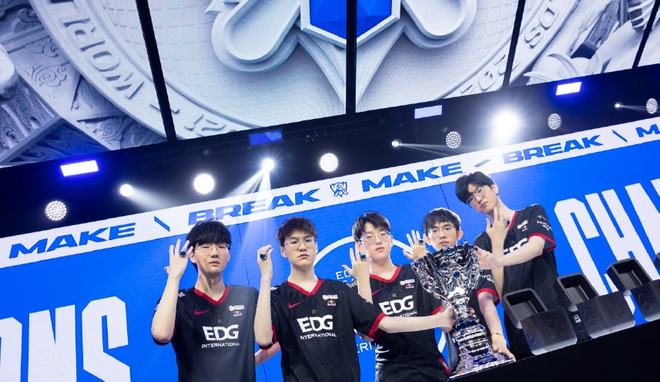 在卡丁车赛 在卡丁车赛